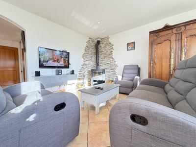 Maison - 153 m² - 10 pièces