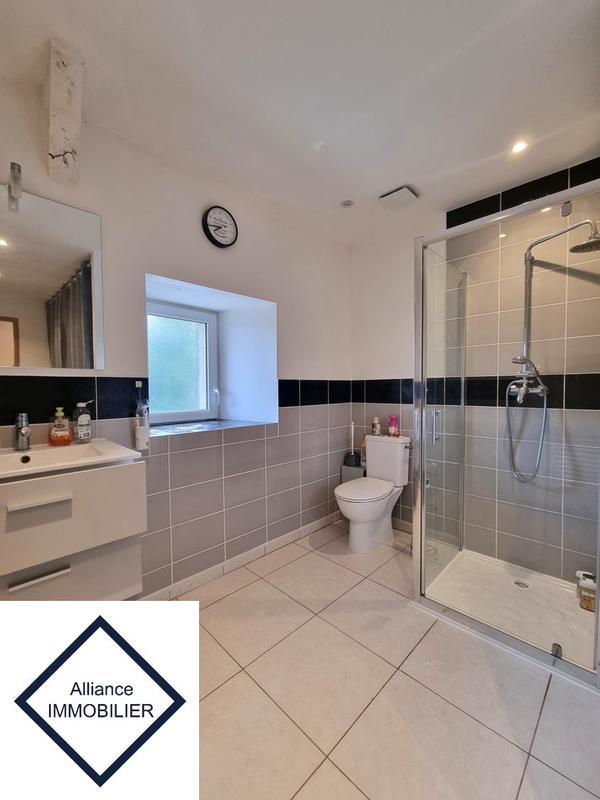 Maison - 173 m² - 7 pièces