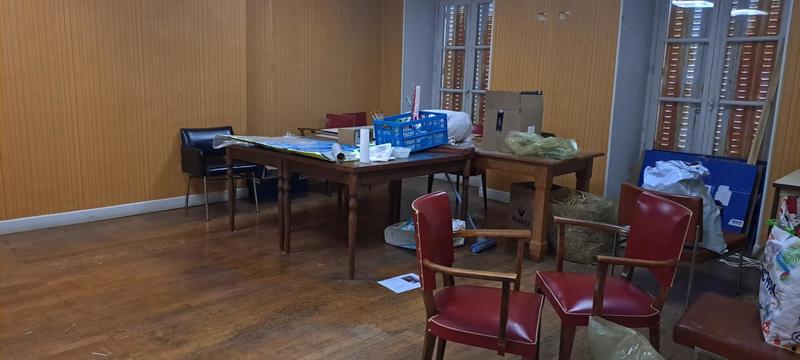 Maison - 310 m² - 6 pièces