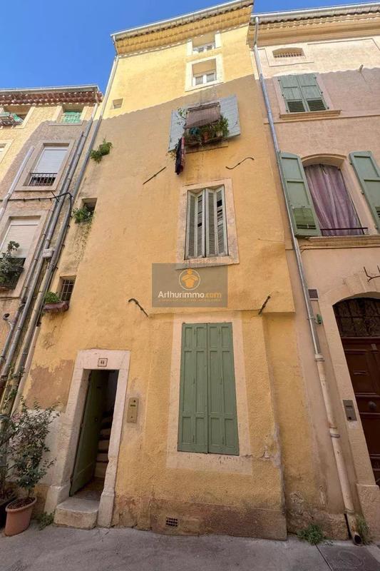 Immeuble - 110 m² - 5 pièces