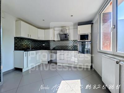 Appartement - 73 m² - 4 pièces