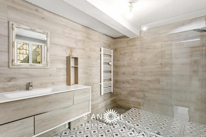 Maison de village - 90 m² - 4 pièces