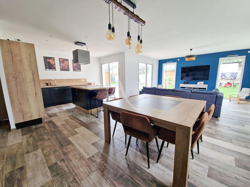 Maison - 125 m² - 5 pièces