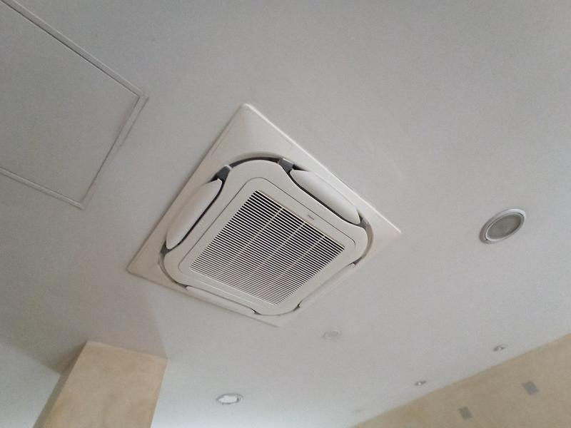 Local commercial - 168 m²