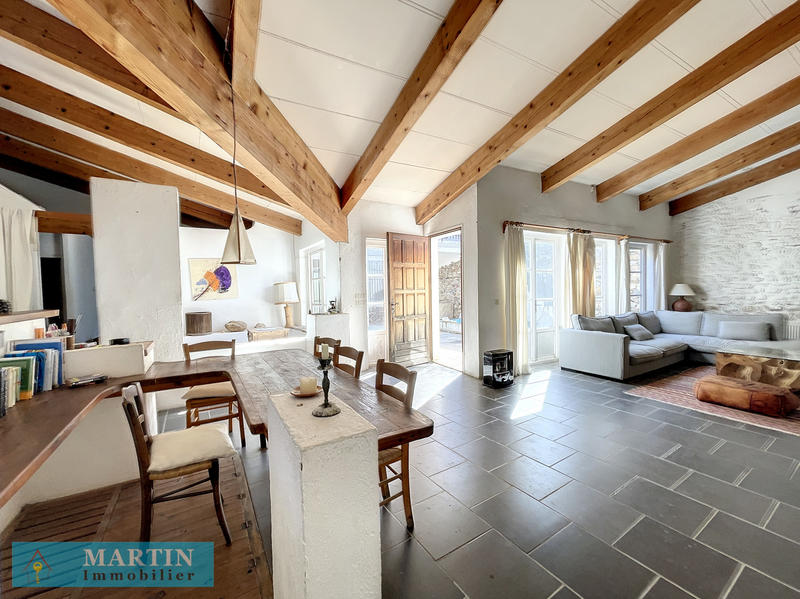 Mas - 191 m² - 6 pièces