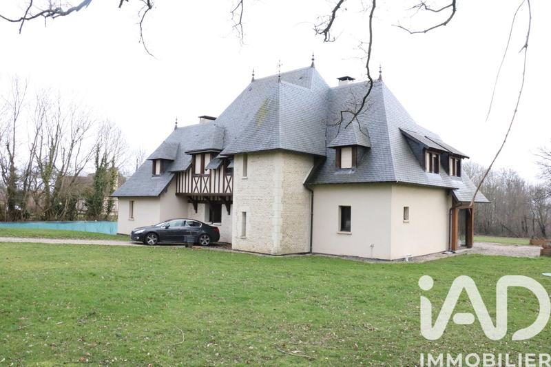 Maison - 280 m² - 7 pièces