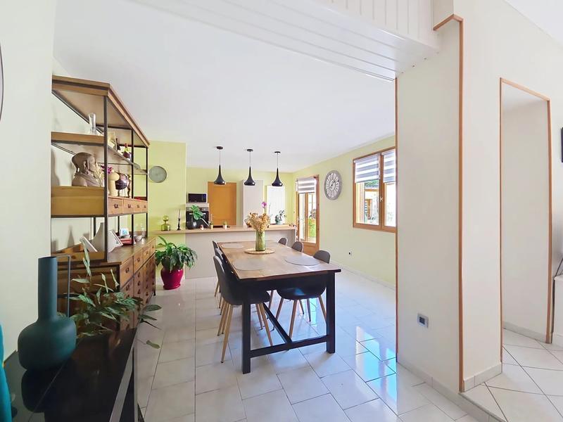 Maison - 160 m² - 7 pièces