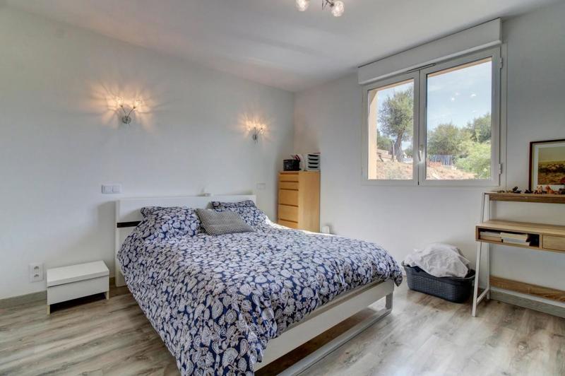 Appartement - 89 m² - 3 pièces