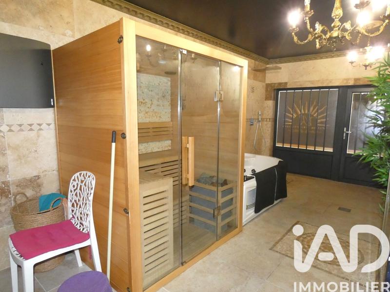 Maison - 130 m² - 7 pièces