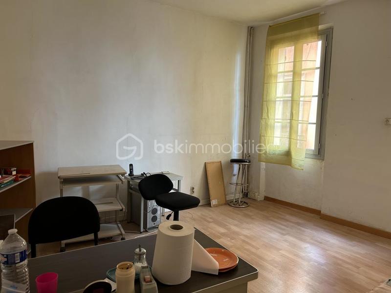 Local commercial - 160 m² - 4 pièces