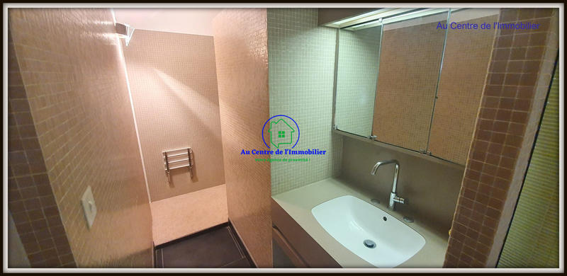 Maison - 344 m² - 11 pièces