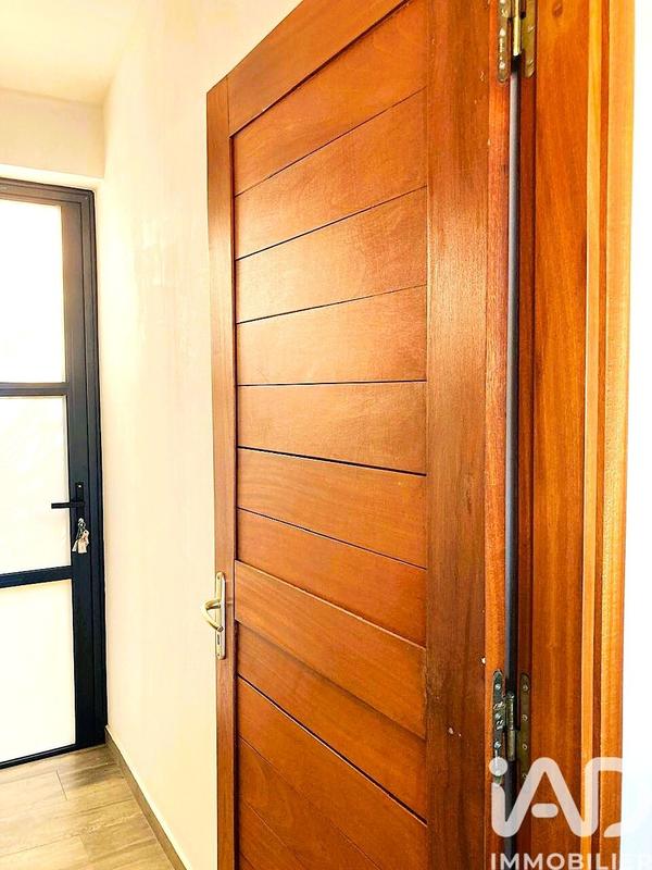 Maison - 208 m² - 6 pièces