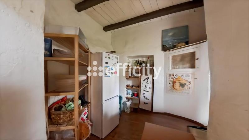 Maison en pierre - 441 m² - 13 pièces