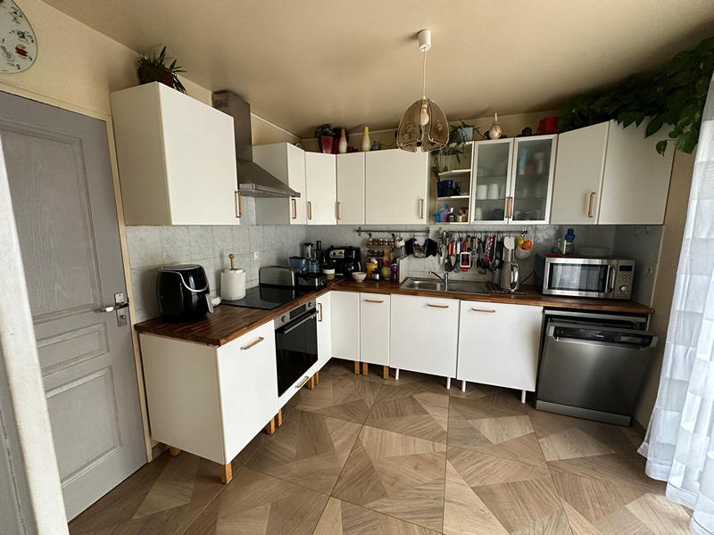 Maison - 80 m² - 4 pièces