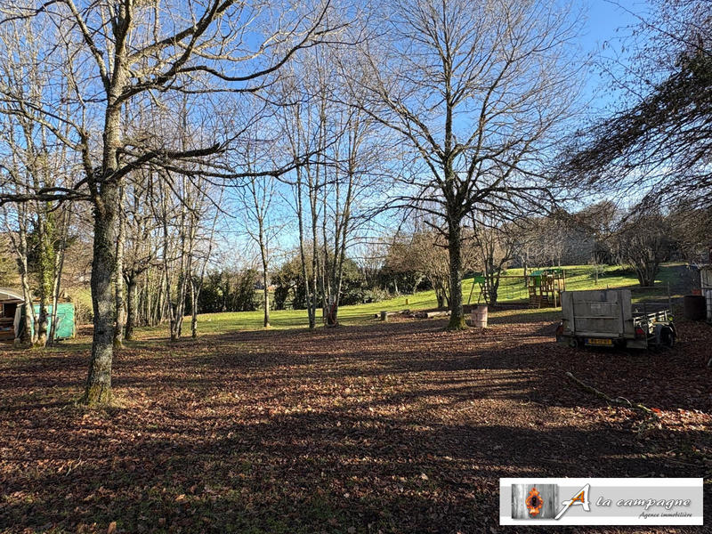 Maison ancienne - 319 m² - 13 pièces