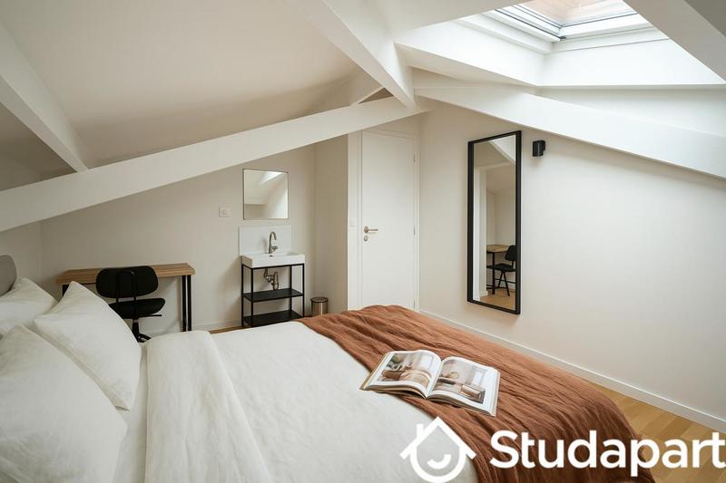 Chambre - 12 m² - 1 pièce