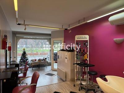 Fonds de commerce - 131 m²