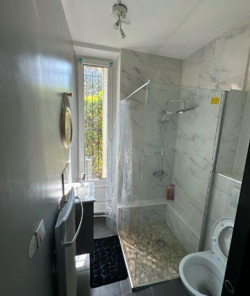 Studio - 25 m² - 1 pièce