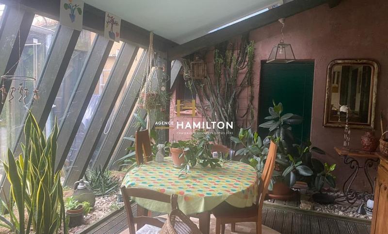 Maison - 143 m² - 5 pièces