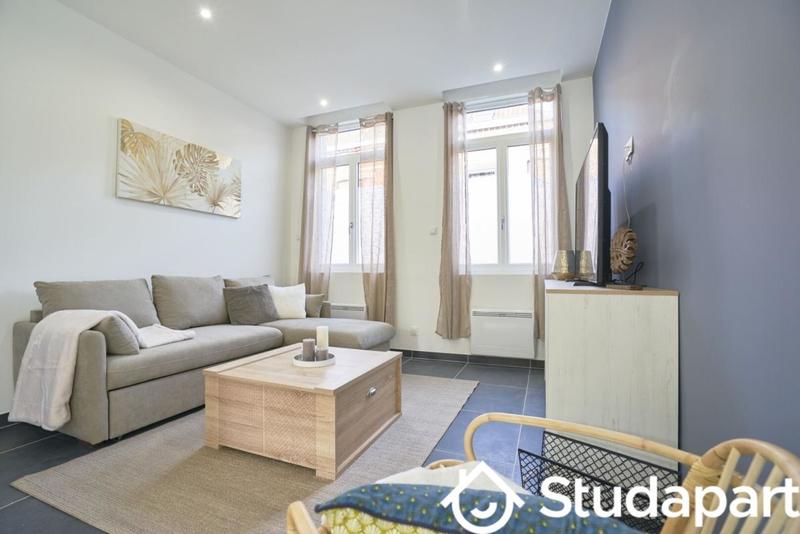 Chambre - 13 m² - 1 pièce