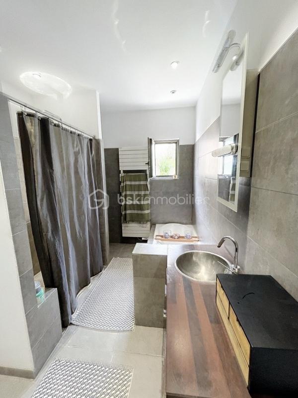 Maison - 133 m² - 4 pièces