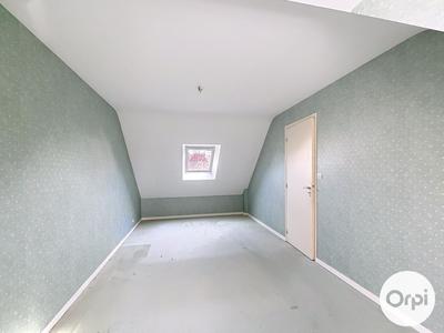 Maison - 97 m² - 5 pièces