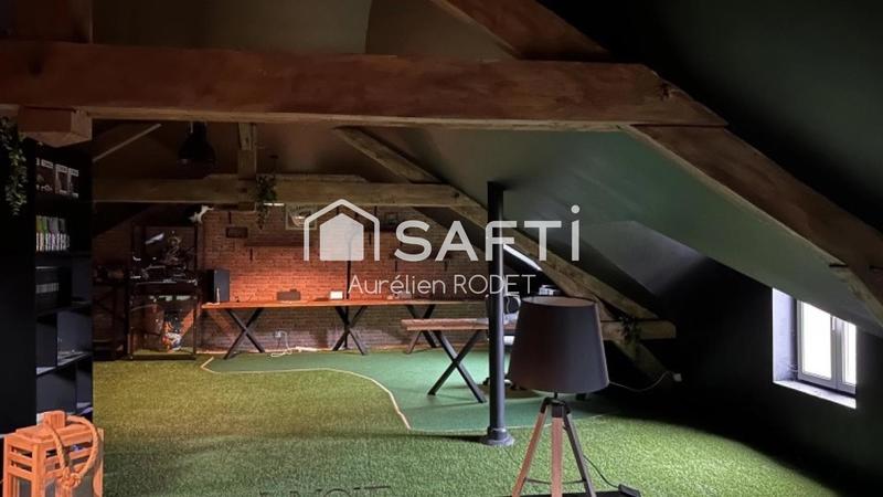 Maison - 246 m² - 6 pièces