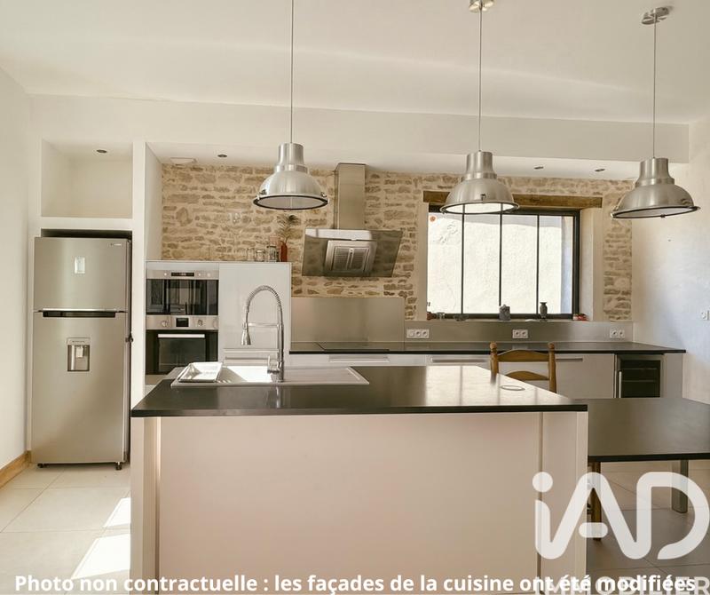 Maison - 202 m² - 7 pièces