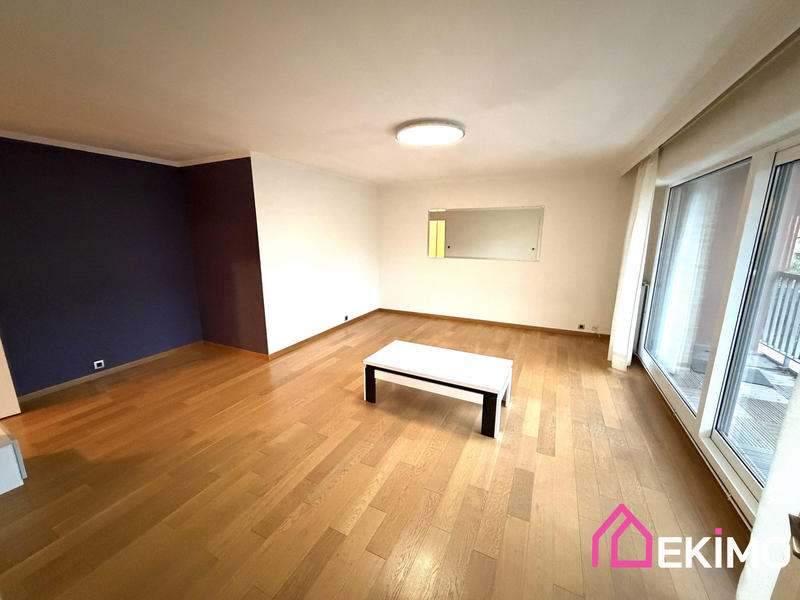 Appartement - 82 m² - 4 pièces