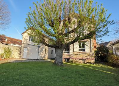 Maison - 115 m² - 6 pièces