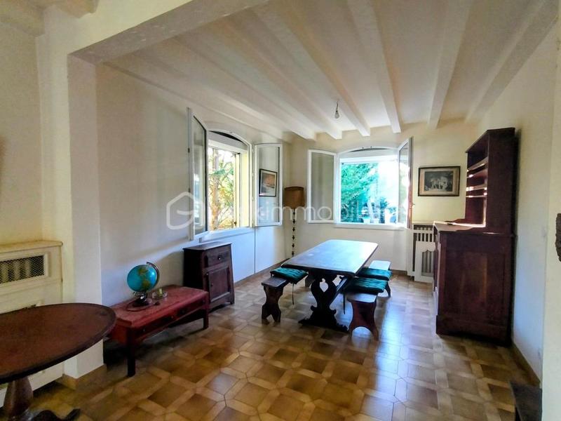 Maison - 192 m² - 6 pièces