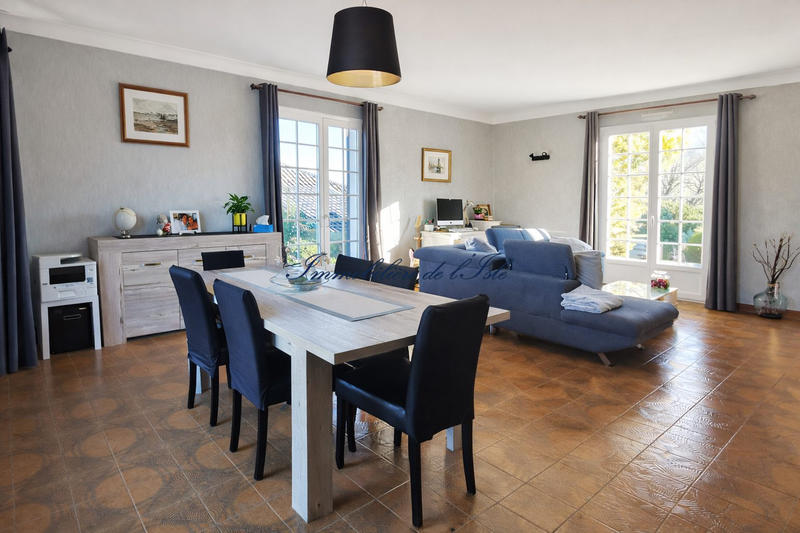 Maison - 146 m² - 5 pièces