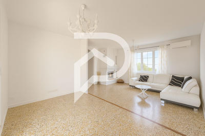 Maison - 147 m² - 4 pièces