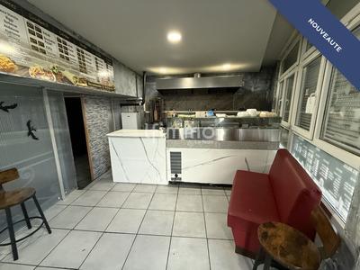 Maison - 300 m² - 9 pièces