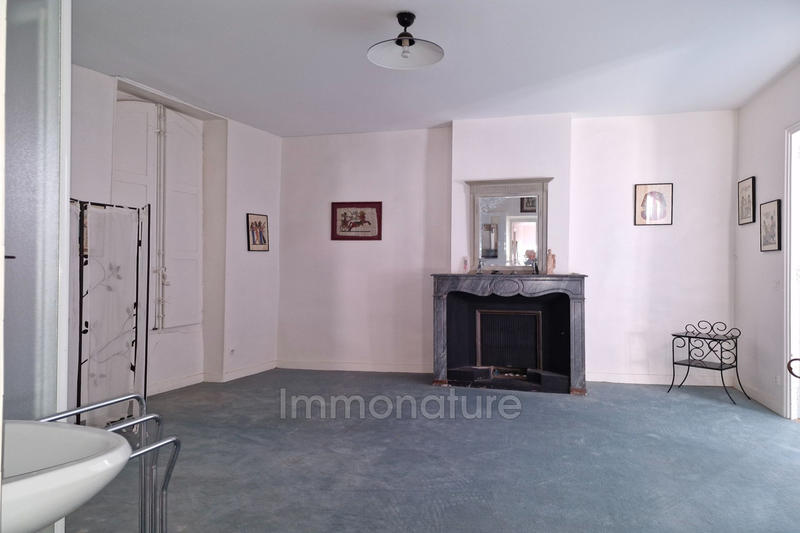 Maison - 182 m² - 7 pièces