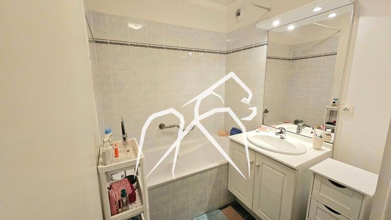 Appartement ancien - 58 m² - 3 pièces