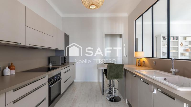 Appartement - 122 m² - 5 pièces