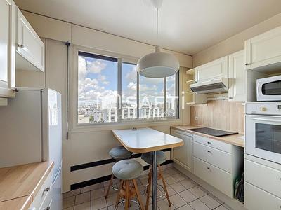 Appartement - 81 m² - 3 pièces