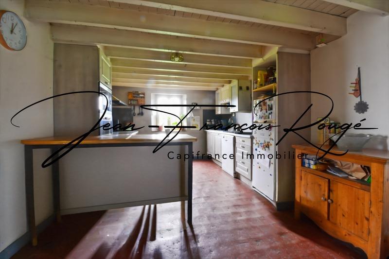 Maison - 357 m² - 10 pièces