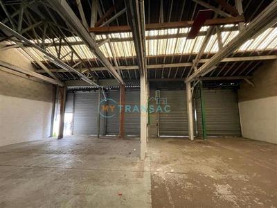 Local d'activités - 800 m²