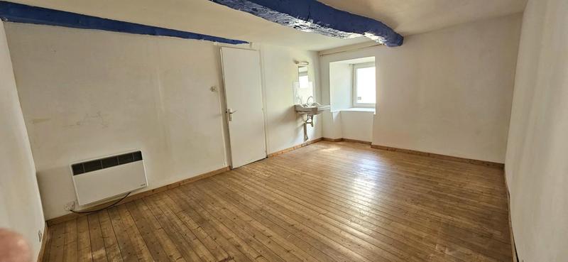 Maison de village - 112 m² - 10 pièces