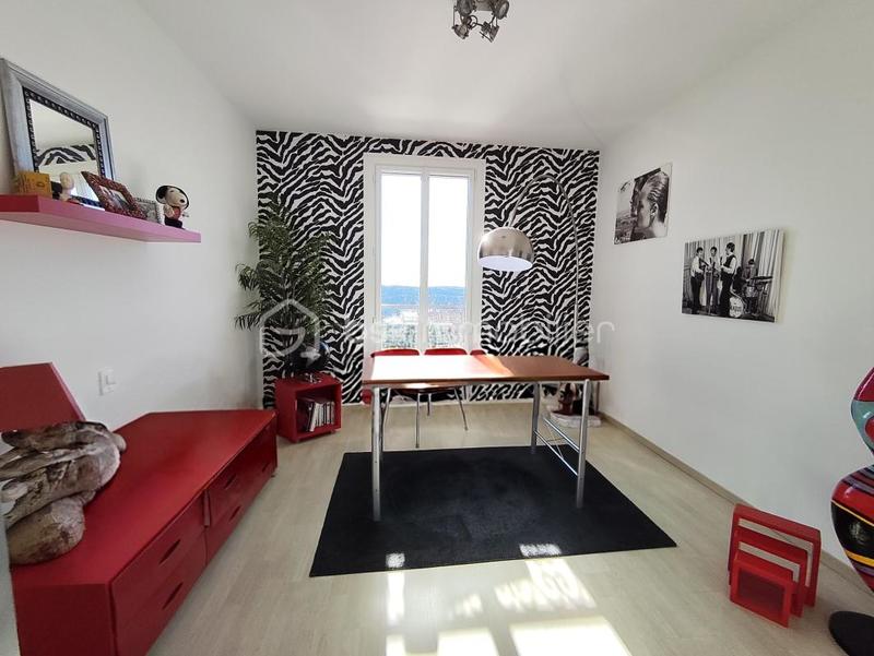 Villa - 264 m² - 7 pièces