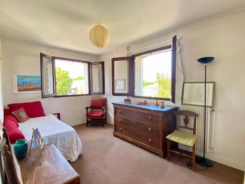 Appartement - 96 m² - 5 pièces