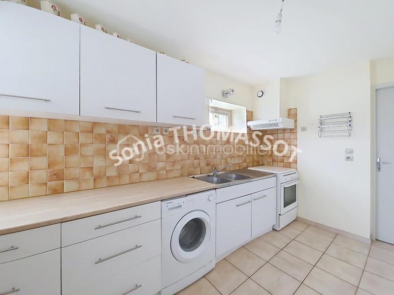 Maison - 210 m² - 8 pièces