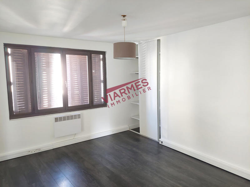 Local commercial - 84 m² - 5 pièces