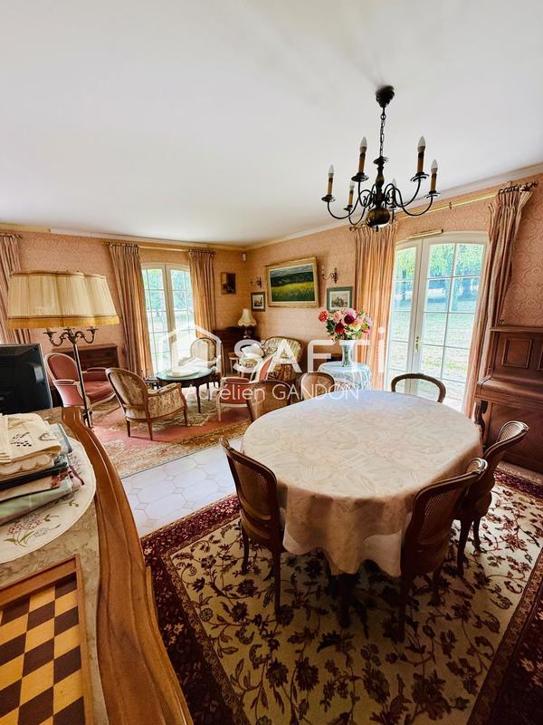 Maison - 151 m² - 5 pièces