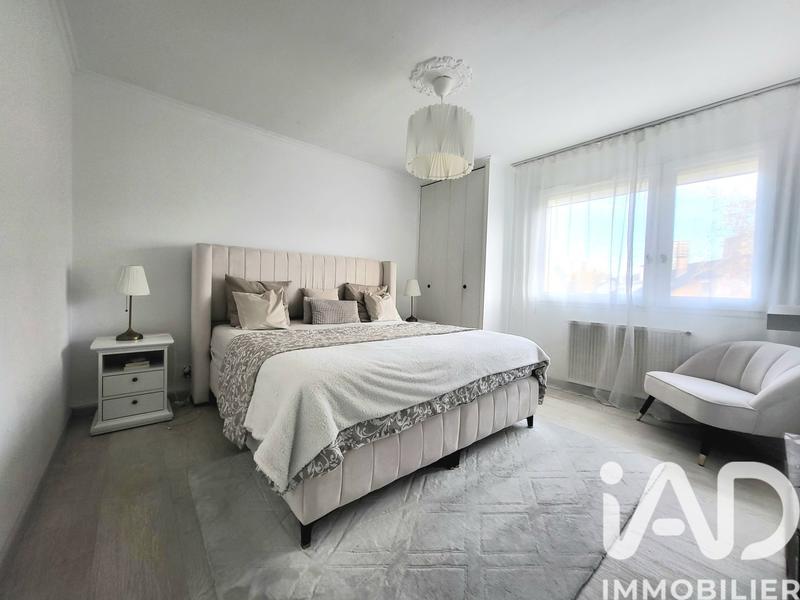 Maison - 111 m² - 5 pièces