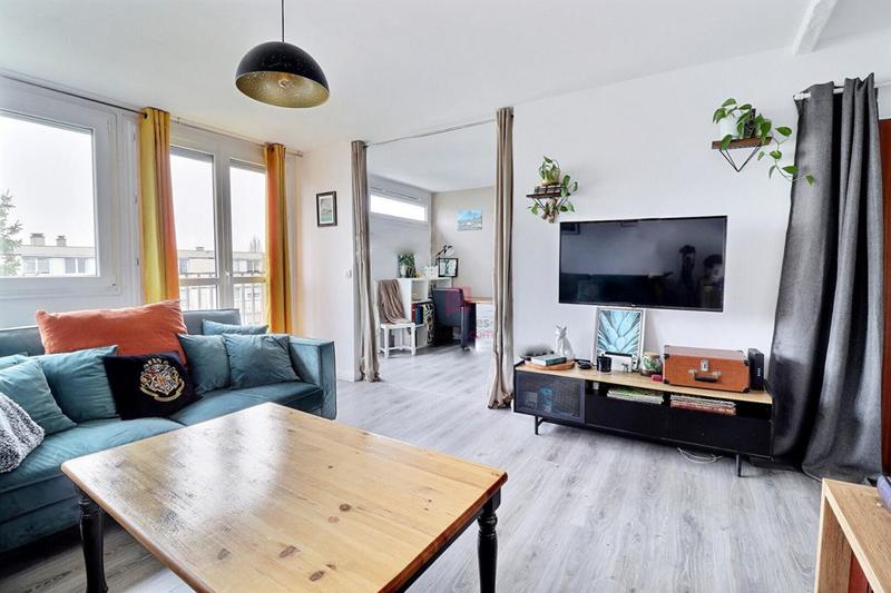 Appartement - 77 m² - 4 pièces