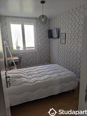 Chambre - 14 m² - 1 pièce