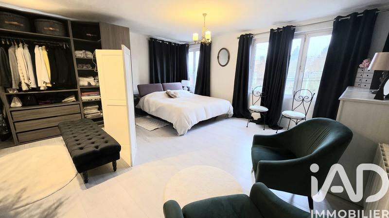 Maison - 190 m² - 4 pièces